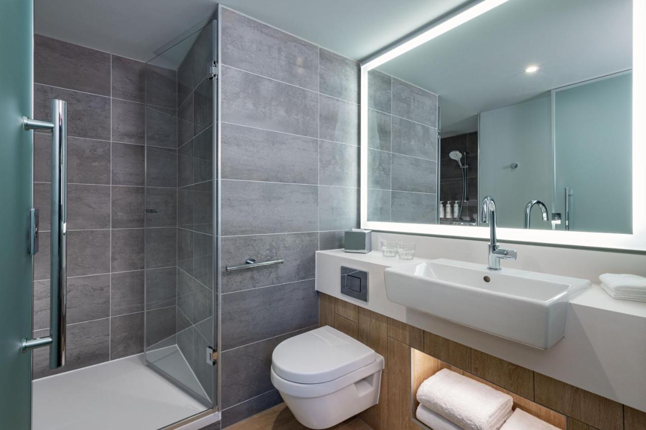 Courtyard By Marriott Paris Charles De Gaulle Central Airport Roissy-en-France Exterior foto